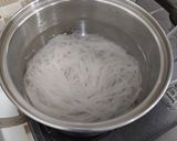 Foto langkah ke 1 dari resep Instant Chicken Pho.