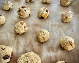 Foto del paso 3 de la receta: Galletas de avena con pasas