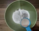 A picture of step 2 of Tea kadai kajada (Muttai Kose).