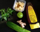 A picture of step 1 of Cucumber Lemonade Detoxifying morning green drink.