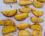 Foto langkah ke 3 dari resep #291 Baked Potato Wedges.