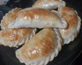 Foto del paso 6 de la receta: Empanadas de carne cortadas a cuchillo (con las sobras de asado)