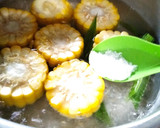 Foto langkah ke 1 dari resep *Jagung Rebus Mentega*.