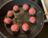 A picture of step 4 of Cheese Tortelloni and Parmesan Meatball.