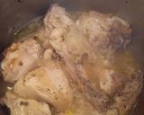 Foto del paso 4 de la receta: Pollo al vino