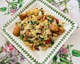 Gambar langkah 4 resipi 👩‍🍳Kobis Goreng Pecah Telur.