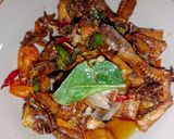 Foto langkah ke 4 dari resep Tumis ikan gabus asin cabe ijo.