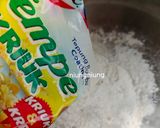 Foto langkah ke 2 dari resep Tempe Mendoan Daun Kucai.