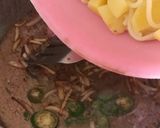 A picture of step 2 of Potato spaghetti.