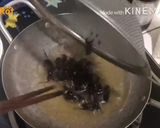 Hình bước làm 4 của món Dế Chiên Giòn