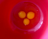 Foto del paso 3 de la receta: Tortilla de cebolla 🧅