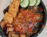 Foto langkah ke 8 dari resep 39. Sambal + terong + tempe + timun.