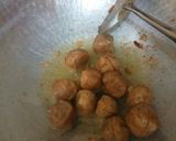 Foto langkah ke 2 dari resep Bakso Goreng Madu.