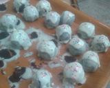 Foto langkah ke 5 dari resep 33. Simple choco Truffle cake.