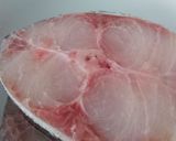 Hình bước làm 1 của món Cá bớp kho tiêu