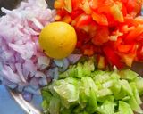 A picture of step 3 of Diet Bhel.