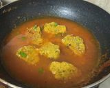 A picture of step 8 of Muthiya Curry.