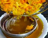 A picture of step 3 of Marigold Flower Tea.