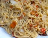 A picture of step 7 of Mixed Vegetable Noodles.