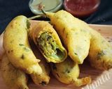 A picture of step 6 of Rajasthani Mirchi vada.