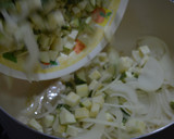 Foto del paso 3 de la receta: Zucchini, tomate y huevo con un toque especiado