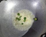 A picture of step 1 of Masala Oats.