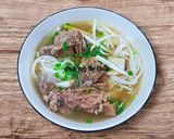 Hình bước làm 4 của món Bún Sườn Bò Hầm Sả