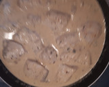 Foto del paso 4 de la receta: Merluza a la crema de páprika y hierbas