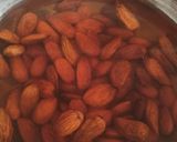 عکس مرحله 1 از دستور خلال بادام