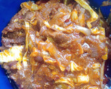 A picture of step 4 of Beef, onion and cabbage sauce.