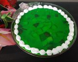 A picture of step 5 of Fruit Trifle.