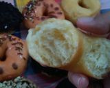 Foto langkah ke 6 dari resep Donat ceria.