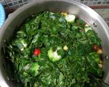 Foto langkah ke 3 dari resep Sayur Bening Gambas Daun Kelor.