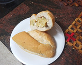 Foto del paso 2 de la receta: Bocadillo de tortilla de papas, calabacín, cebolla y chistorra