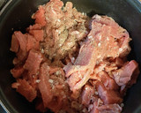 Foto del paso 1 de la receta: Bistec en salsa con chile pasilla