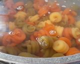 Foto del passaggio 3 della ricetta Scrigni di peperoni ripieni di pasta al forno