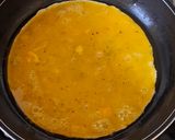 Foto del paso 2 de la receta: Omelette de frijoles con queso