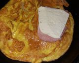 Pas rețetă Sandwich cu ou, șuncă și brânză 3 fotografie