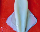 Foto del paso 1 de la receta: Calamar a la plancha al limón con ajos garrapiñados y perejil