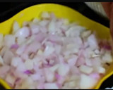 A picture of step 1 of Kanda poha (Bombay style).