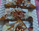 A picture of step 5 of Triangle Malai toast.