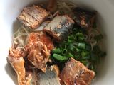 茄汁鯖魚麵🥫🐟（清冰箱料理）