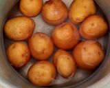 રાજકોટ ના  ફેમસ ભૂંગળા બટેકા (Bhungala Bataka Recipe In Gujarati) રેસીપી સ્ટેપ1ફોટો