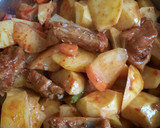 Foto del paso 4 de la receta: Patatas con costillas adobadas