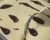 Foto langkah ke 5 dari resep Red Velvet Cream Cheese Brownies.