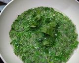 A picture of step 4 of Peanut Crackling Spinach.