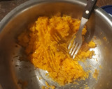 Foto del paso 5 de la receta: Calzon al hornito eléctrico, anco y pollo con masa casera rápida