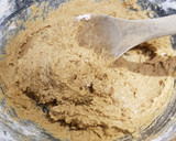 Foto del paso 2 de la receta: Galletas con dulce de leche y pepitas de chocolate