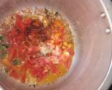 A picture of step 2 of Patta gobhi matar sabzi.