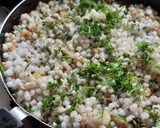 A picture of step 5 of Sabudana khichadi.